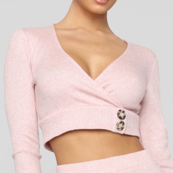 Fashion Nova Tops - 3/$20 - Long Sleeve Crop Top